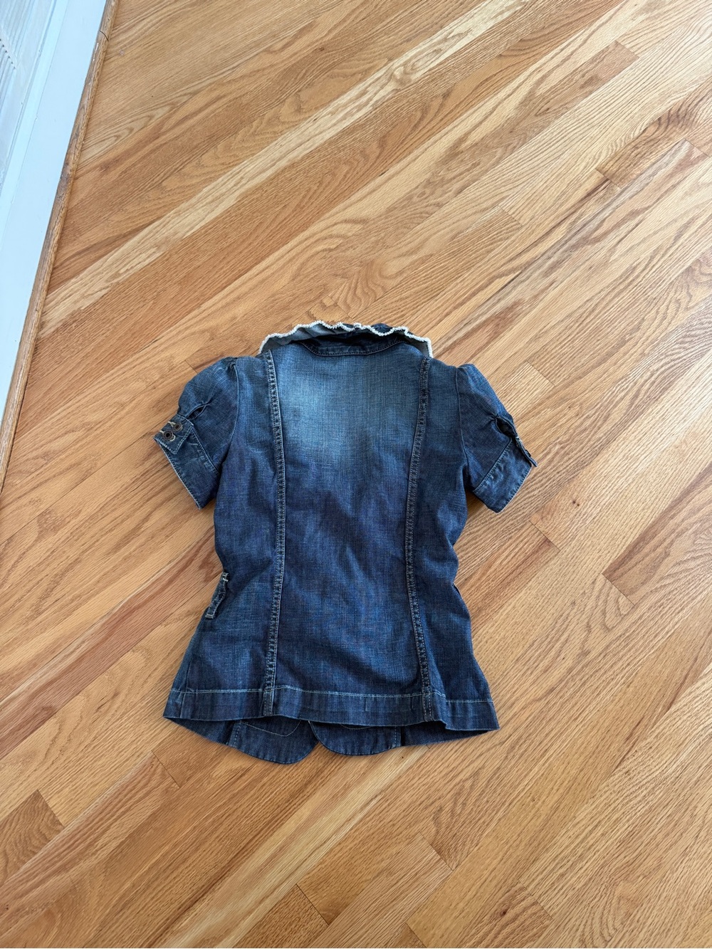 Y2K vintage guess Jean denim ruffle top button down - Picture 2 of 2